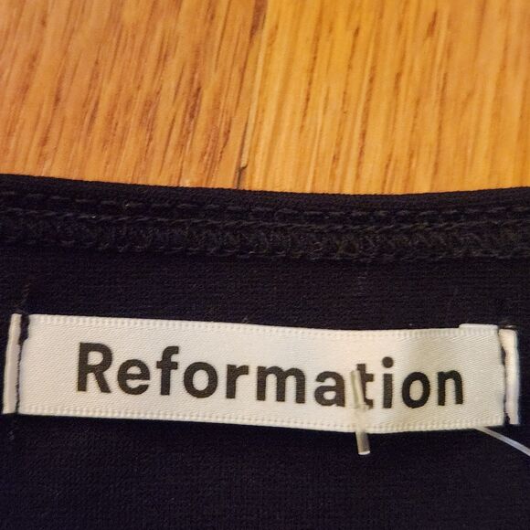 Reformation NWT "Helga" Puff Sleeve Sweet and Sultry Mini Dress in Black, Sz M - Picture 6 of 12